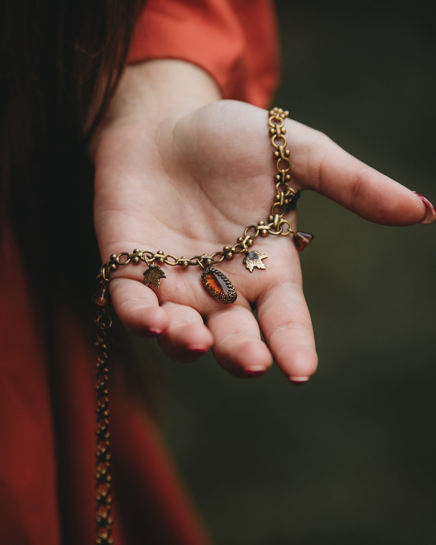 RO-RHAENNA amber necklace