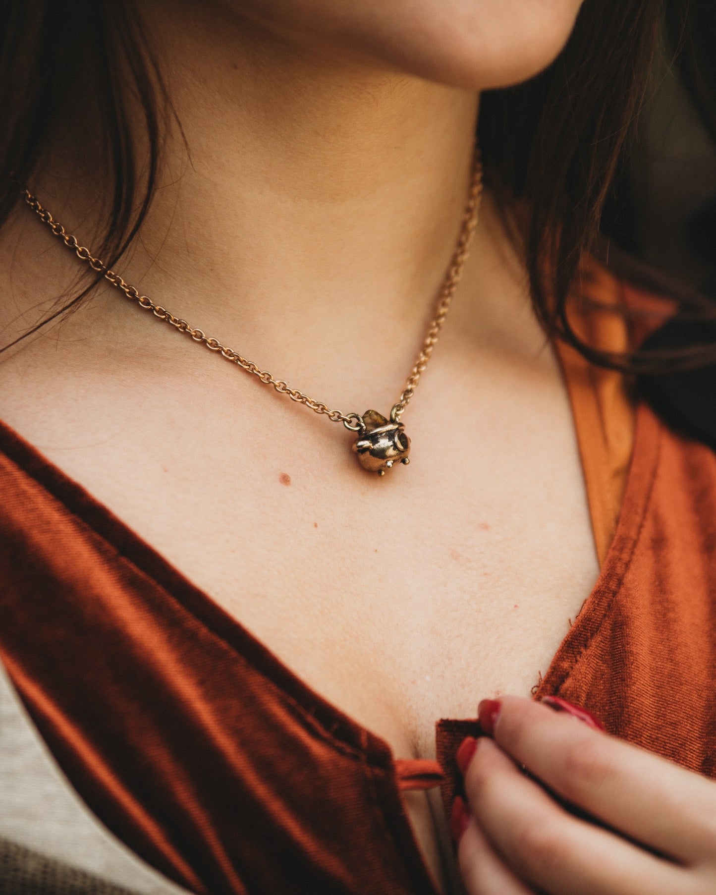 Amber Witch Cauldron Necklace in Bronze