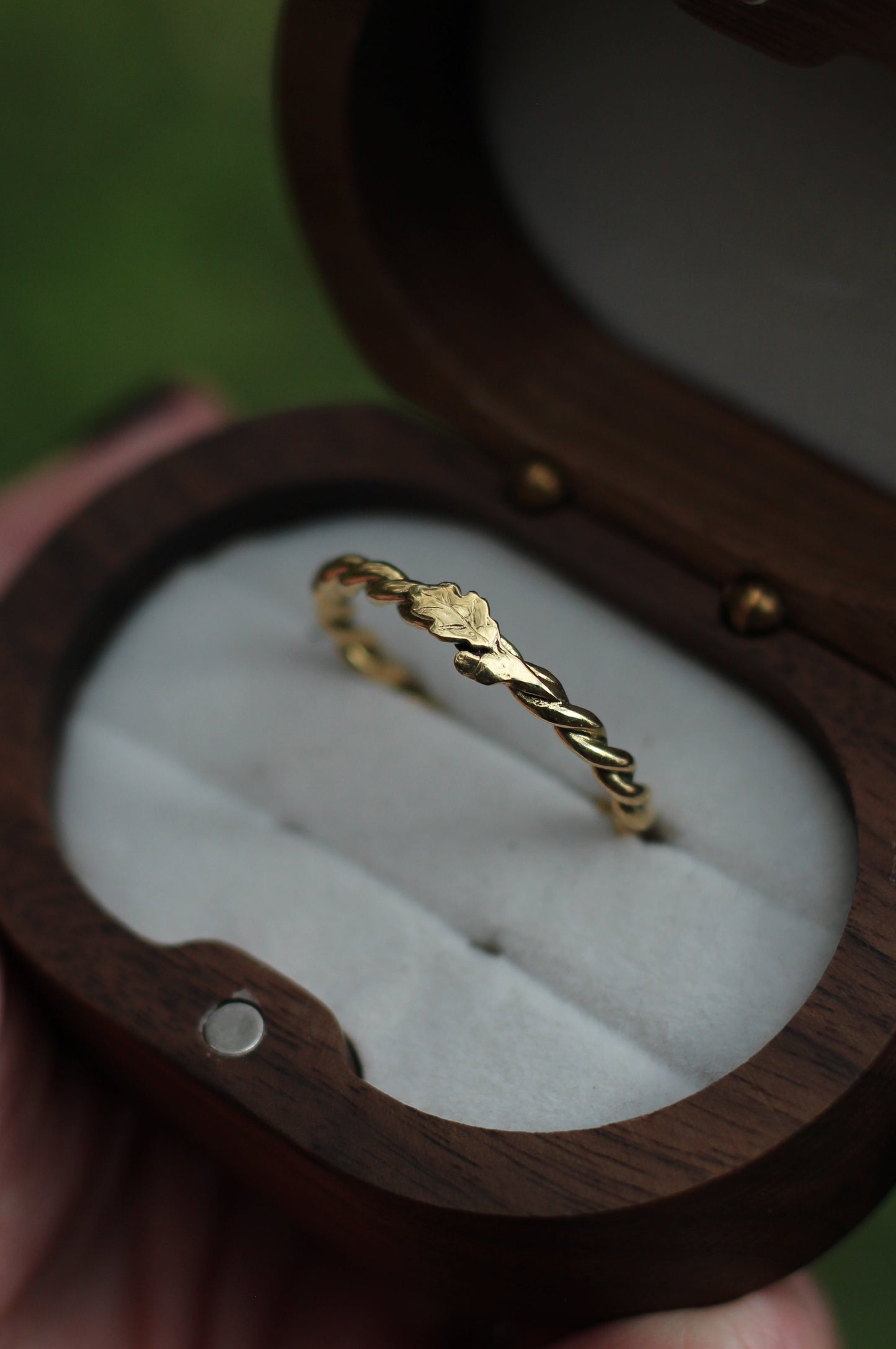 dryad fantasy wedding oak leaf ring in yellow gold