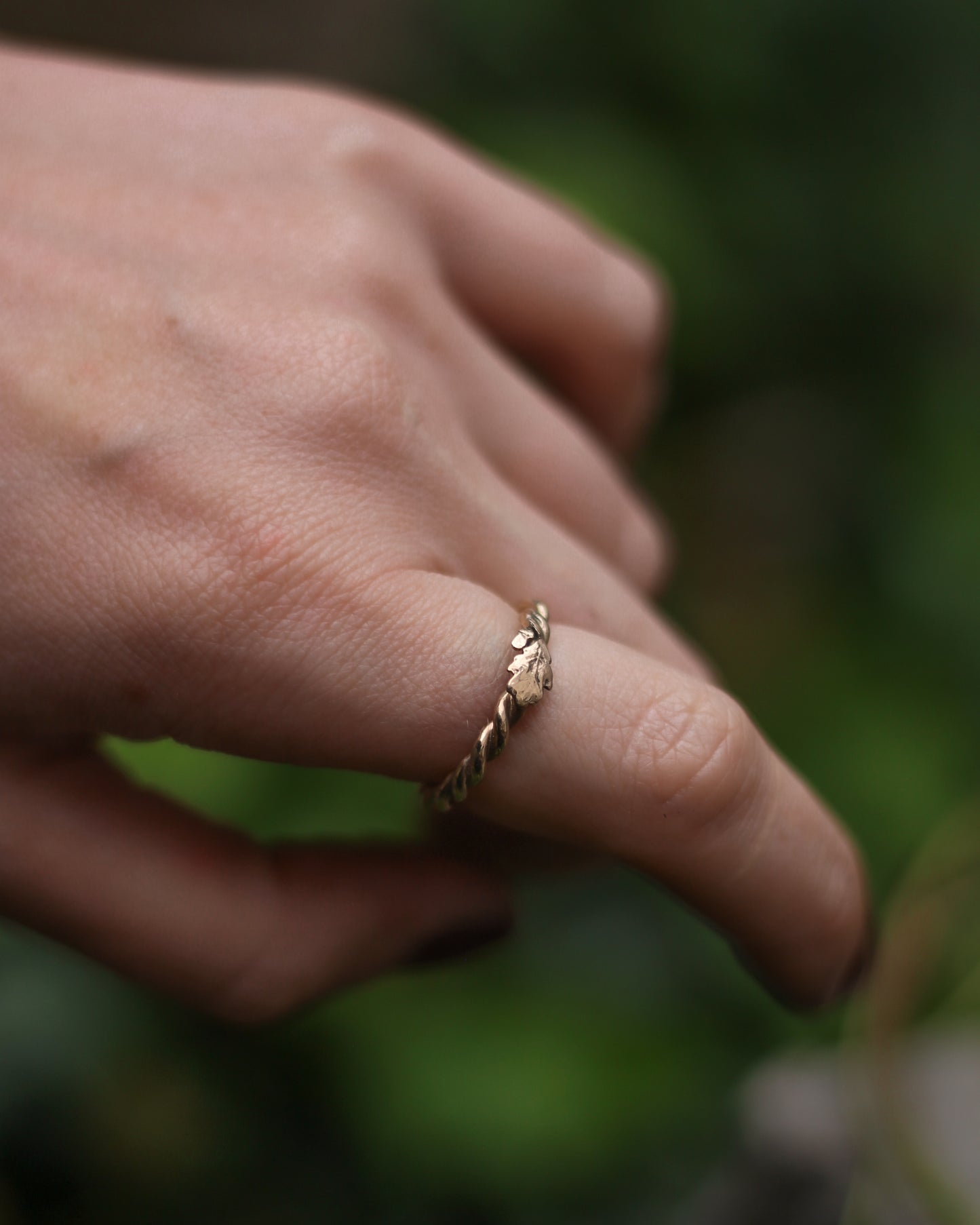 dryad fantasy wedding oak leaf ring in rose gold