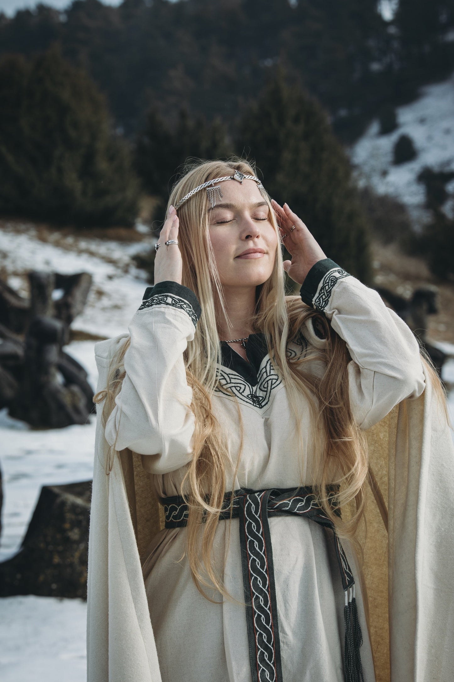 YRSA Viking Crown Sterling Silver and Quarz Crystal