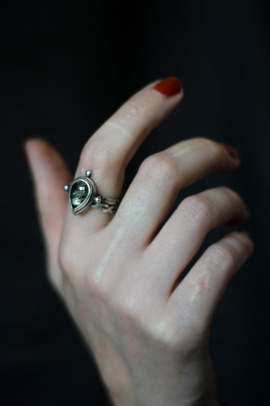 grey rutilated quarz warrior viking silver ring