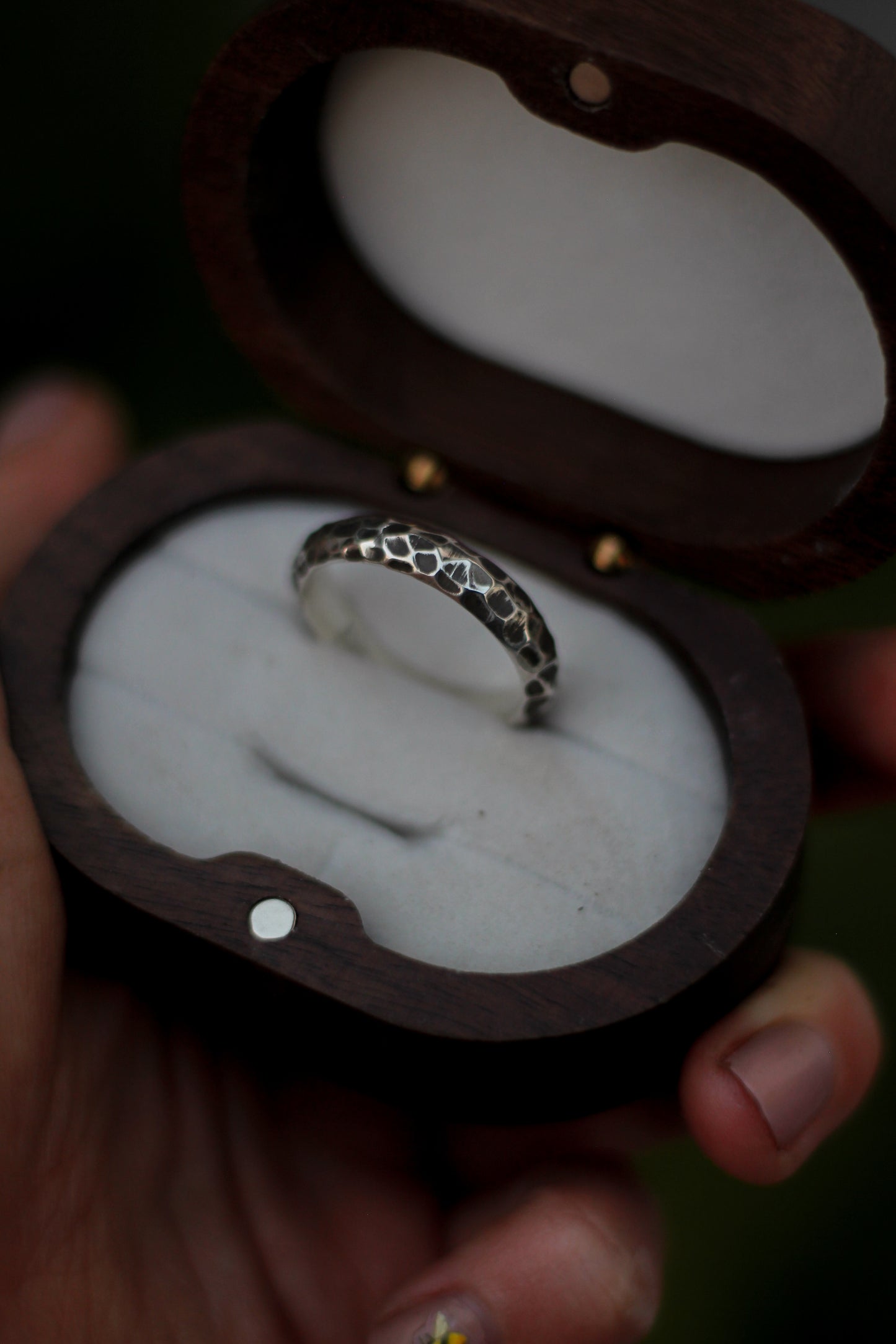 dragon scale stone textured fantasy silver wedding ring