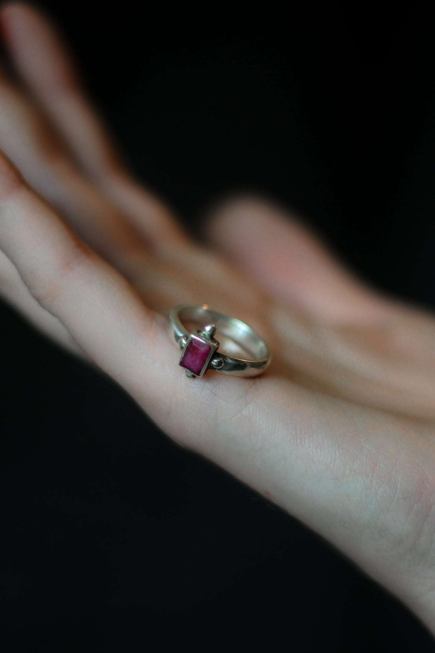 pink ruby silver ring historical roman