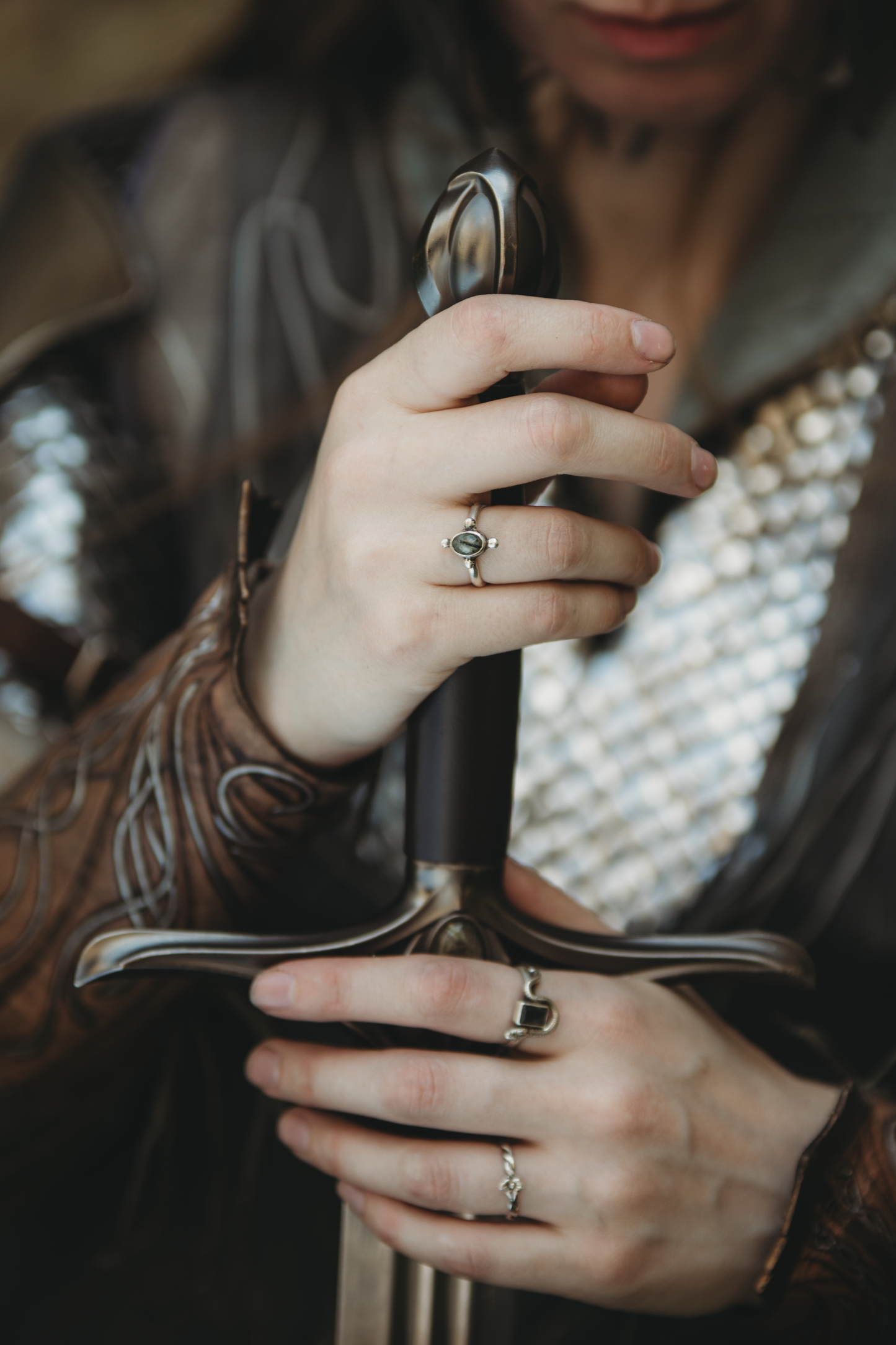 THALÍR Prehnite Ring in Sterling Silver