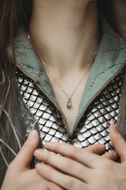 CLUARAN Distel Medaillon aus Sterlingsilber
