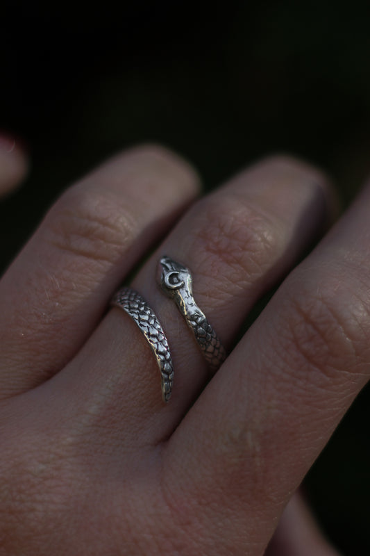SERPENS sterling silver snake ring