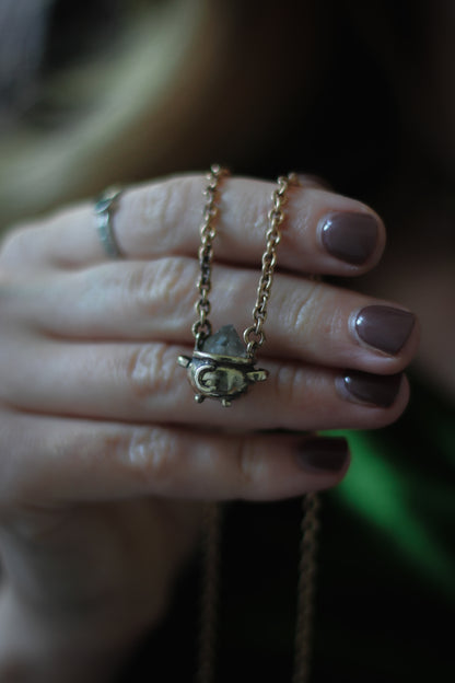 Crystal Cauldron Necklace Bronze2