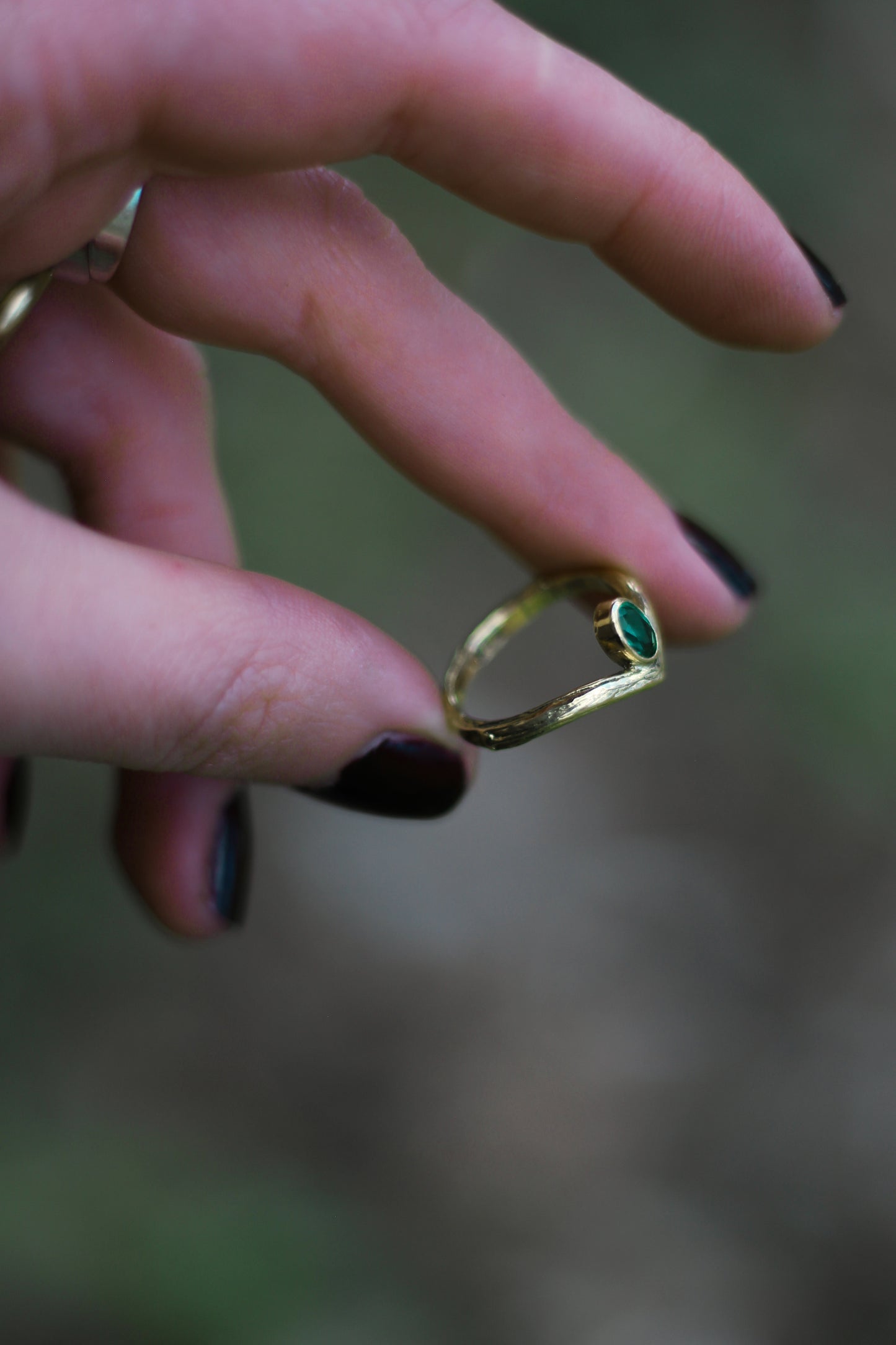 DRYAD II Emerald Treebark Texture Wedding or Engagement Ring