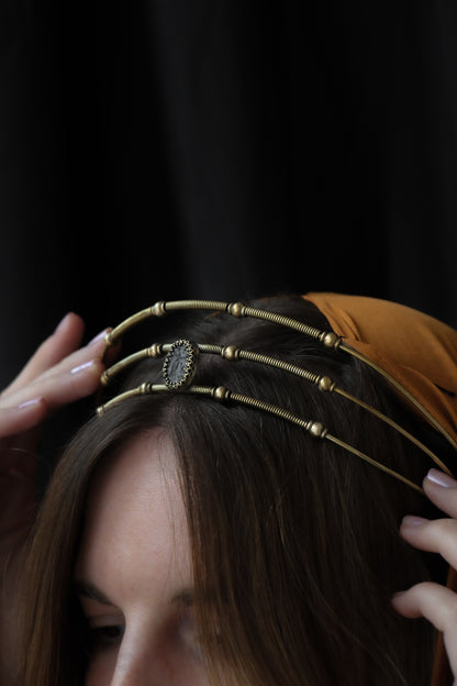 RELICS Nymph Crown with Vintage Cameo from 1930