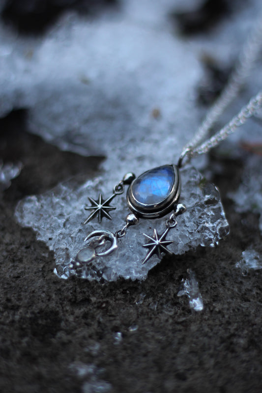 VÉLAR Starfall Moonstone Necklace in Sterling Silver