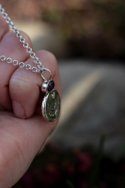 SÌTHEAN II Thistle and Amethyst Pendant in Sterling Silver