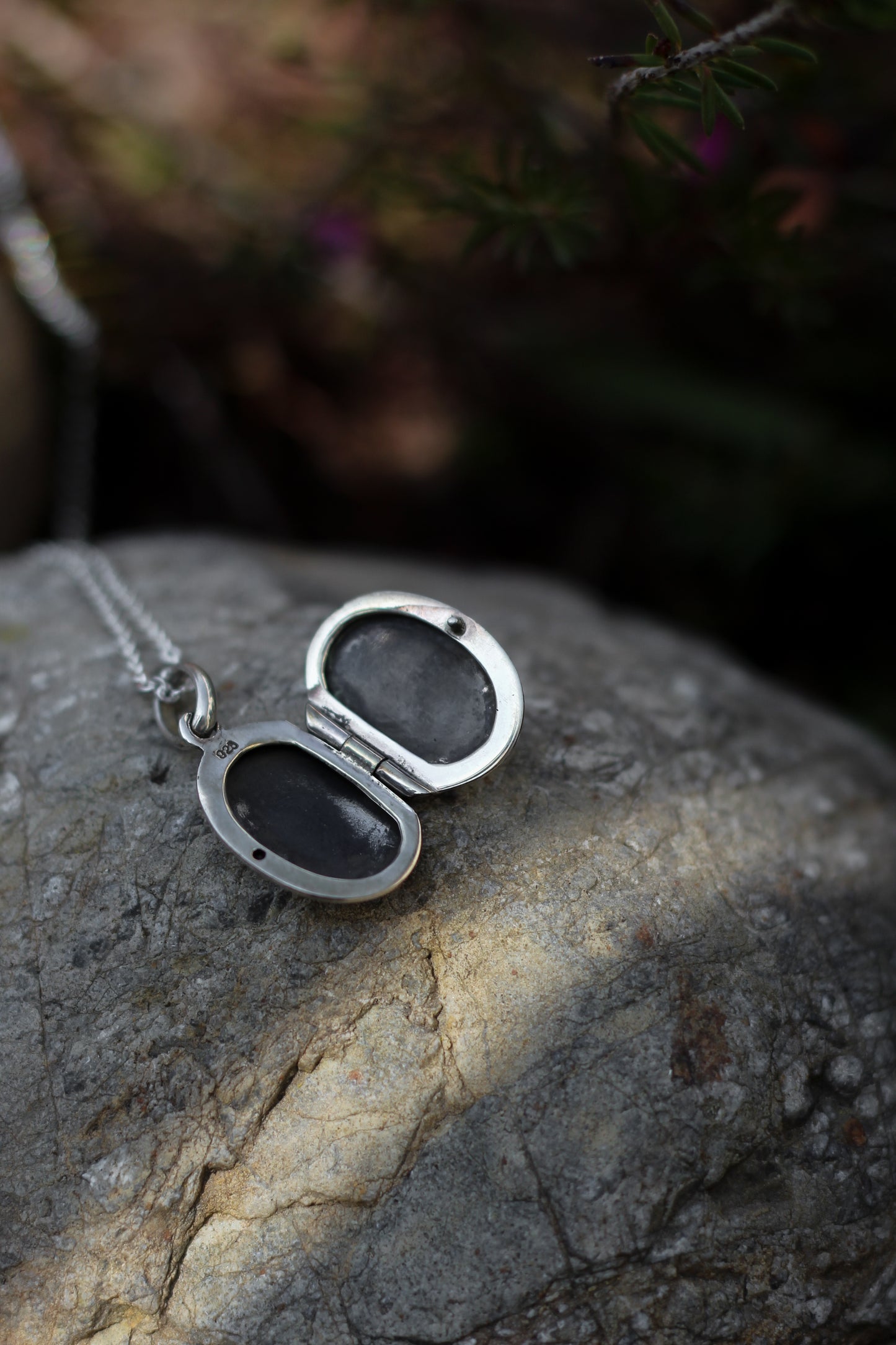 CLUARAN Thistle Locket in Sterling Silver