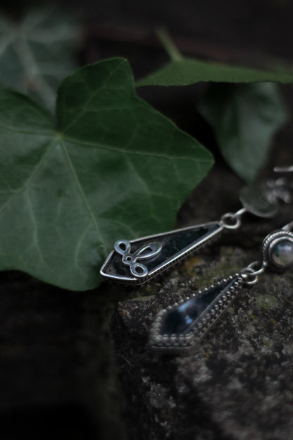 ITHILWEN Moss Agate Earrings in Sterling Silver