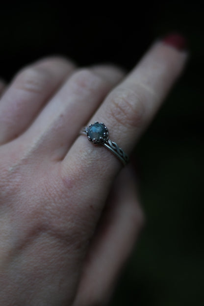 CALÁRIL Moss Agate Ring in Sterling Silver