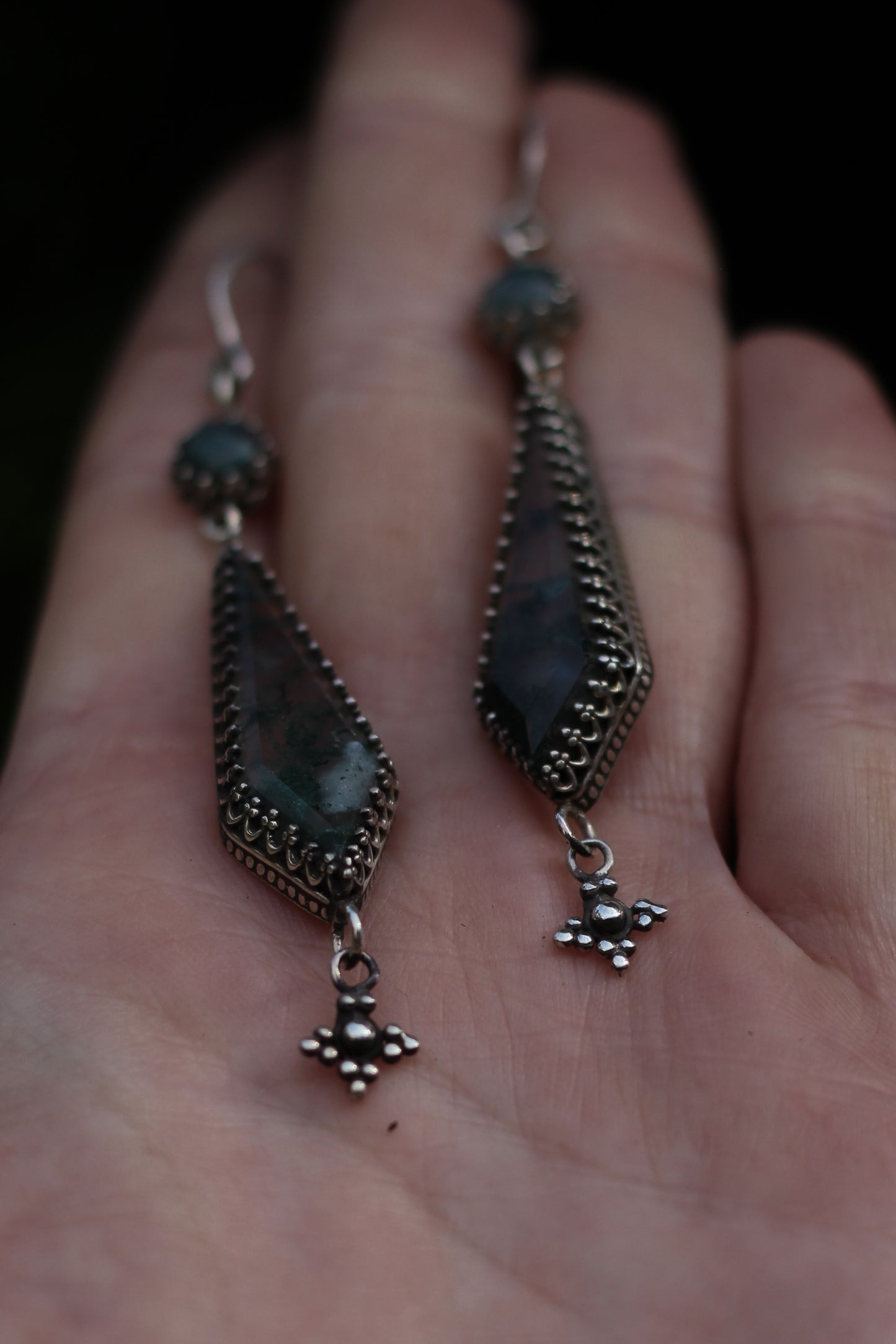 ITHILWEN II Moss Agate Earrings in Sterling Silver