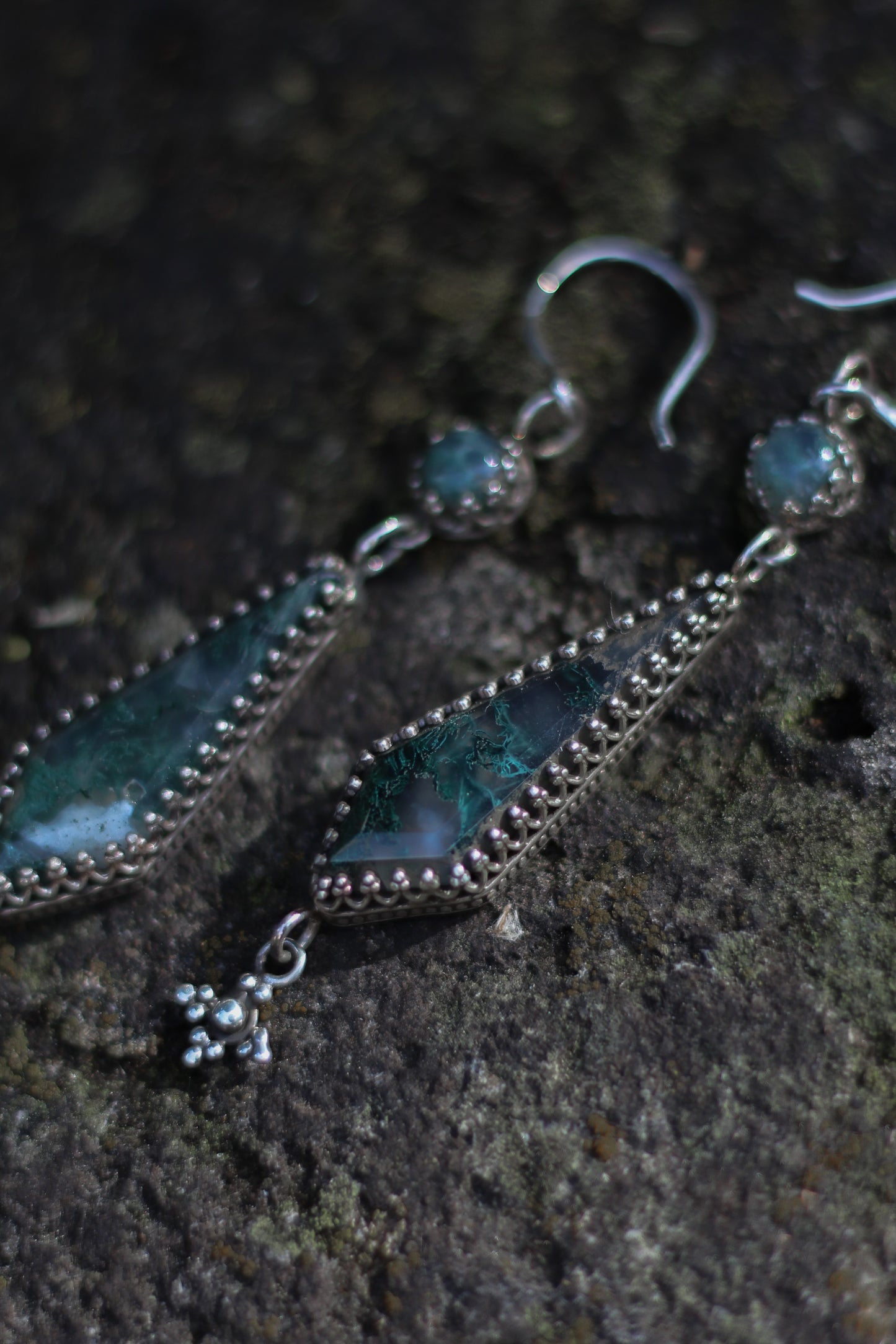 ITHILWEN II Moss Agate Earrings in Sterling Silver