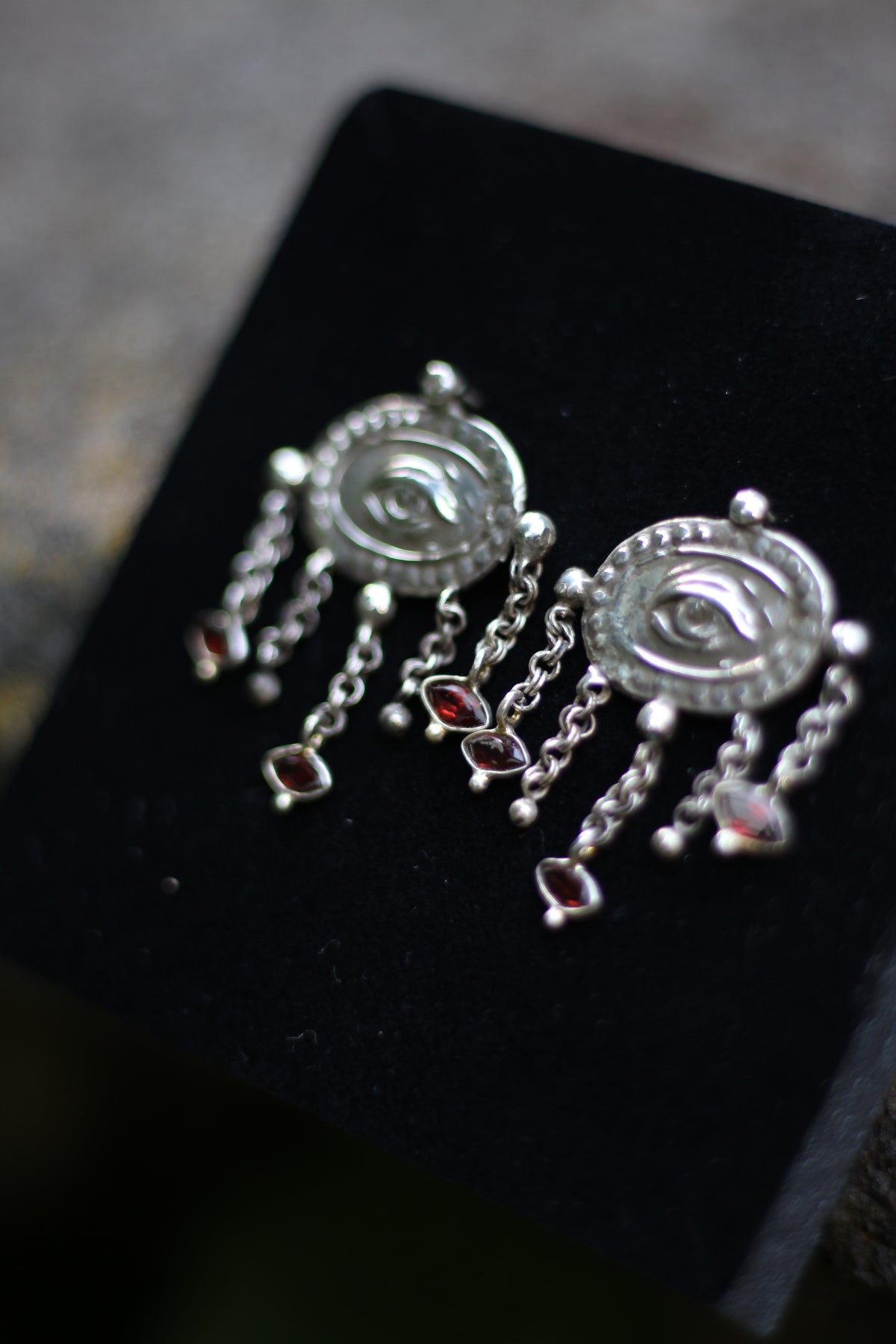 LOVERS EYE Victorian Garnet Earrings in Sterling Silver