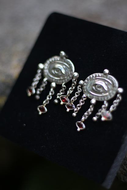 LOVERS EYE Victorian Garnet Earrings in Sterling Silver