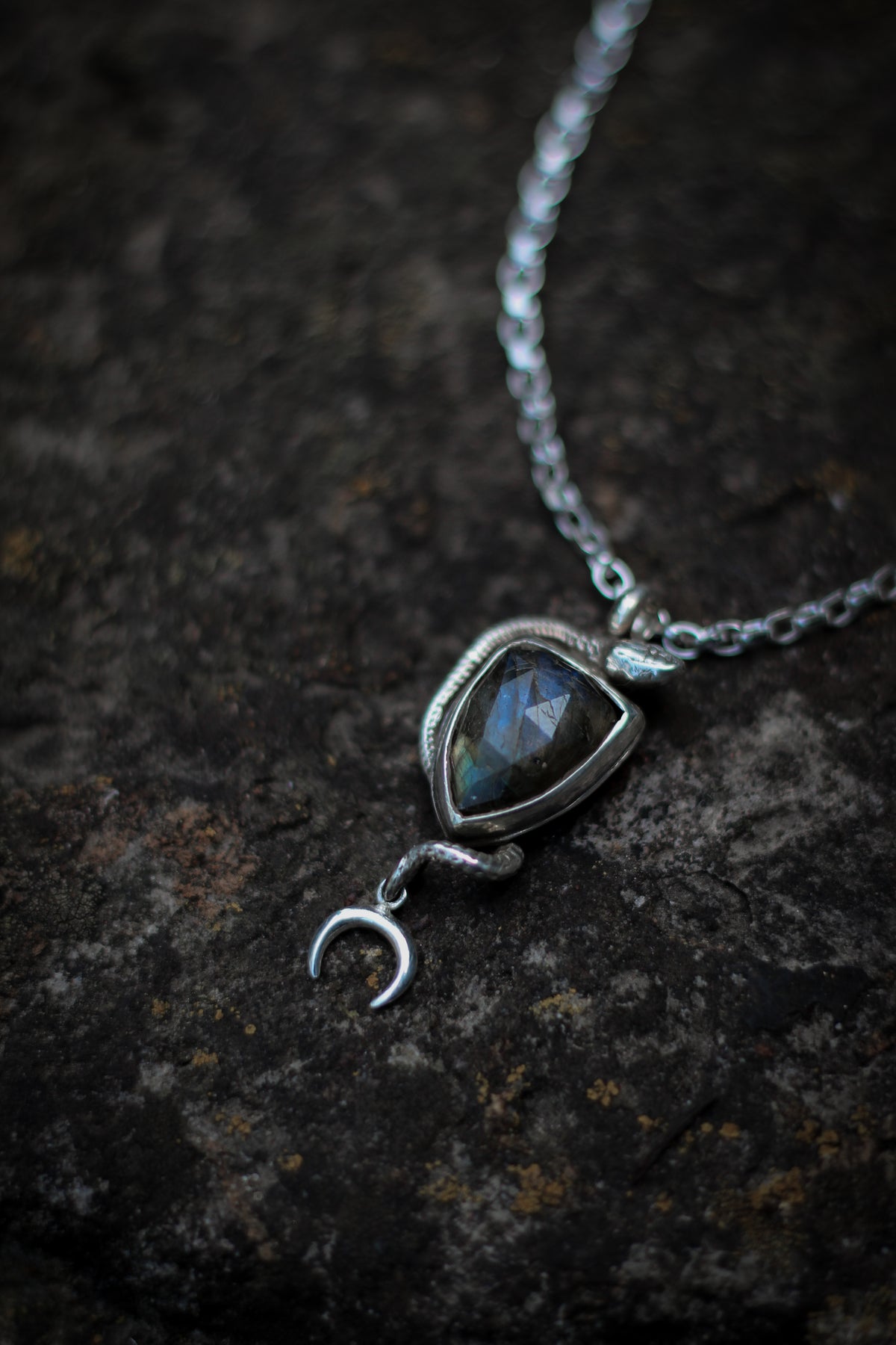 SÍRIEL I snake and moon high fantasy pendant in sterling silver with labradorite