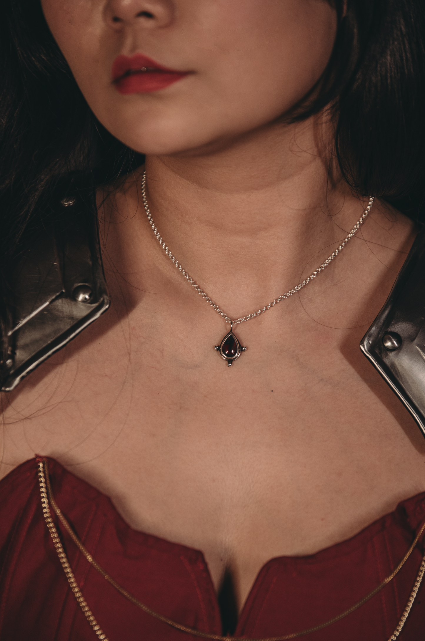Renaissance Medieval style sterling silver necklace with garnet drop pendant
