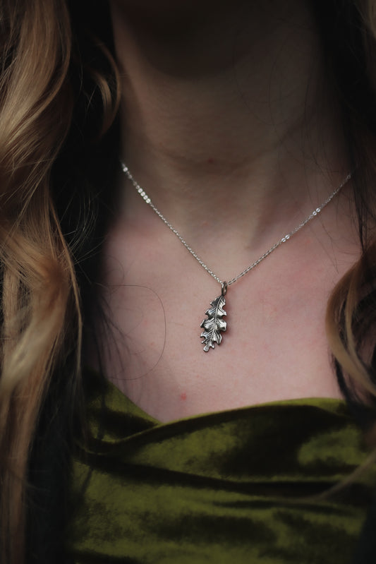 Silva Oak Leaf Necklace in Sterling Silver5