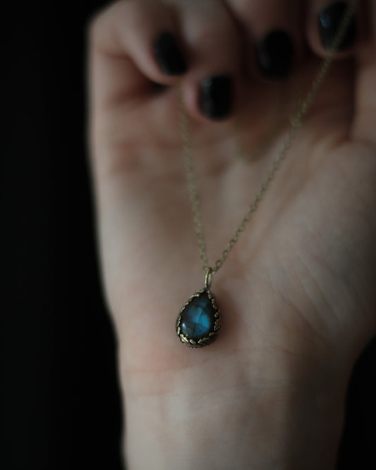 AURORA BOREALIS brass labradorite drop necklace