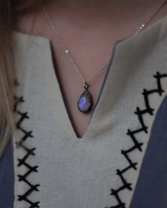 MOONDROP sterling silver moonstone drop necklace