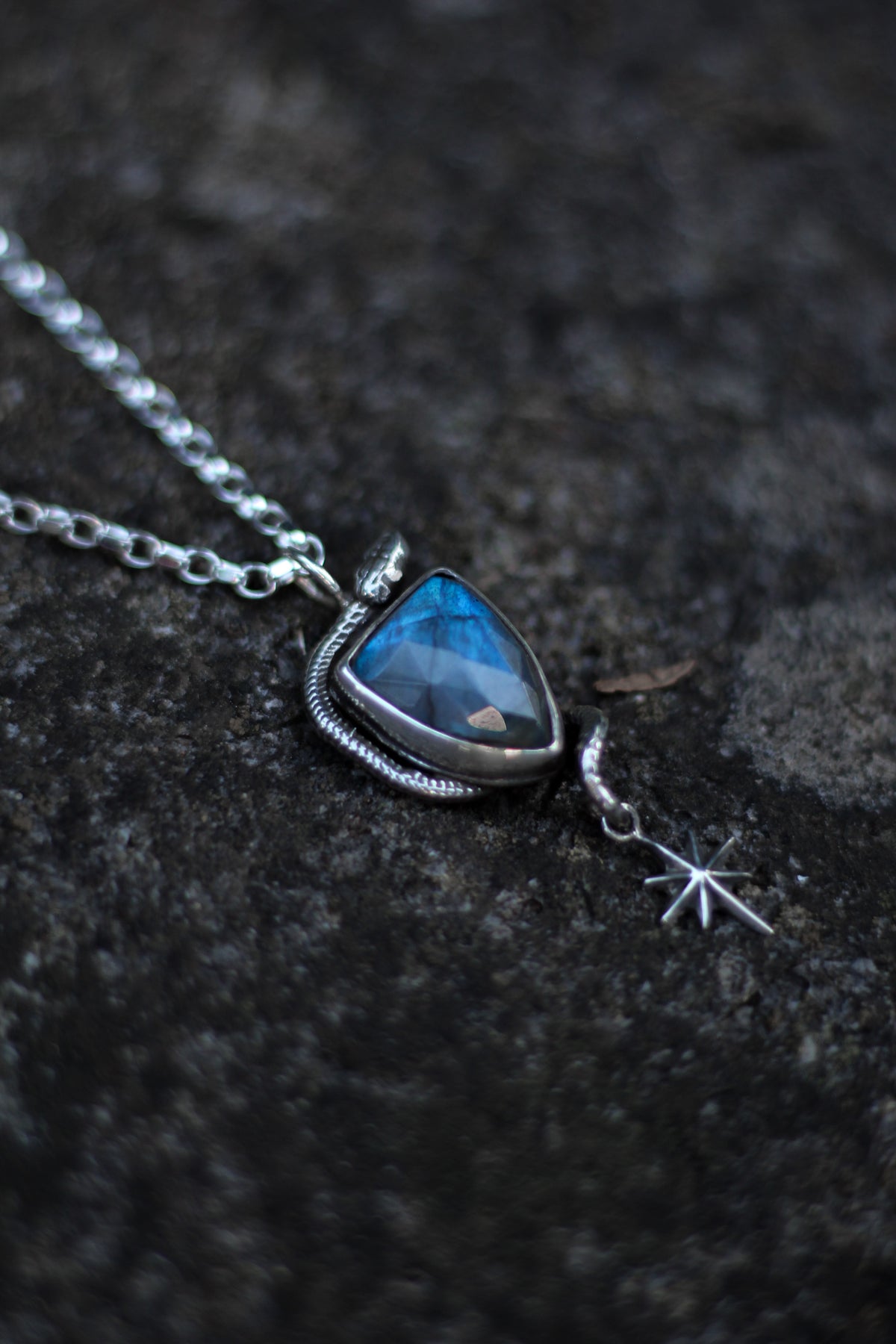 SÍRIEL II snake and star high fantasy pendant in sterling silver with labradorite