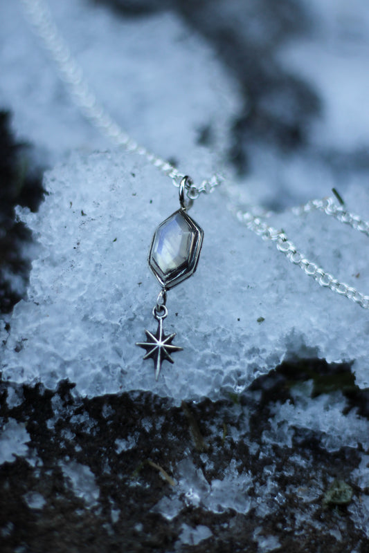 moonstone_pendant_necklace_silver moon and star